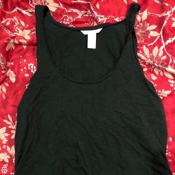 Basic Tank - Picture 1 of 2